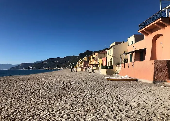 Welcome - Borgo Saraceno - Scirocco * Varigotti